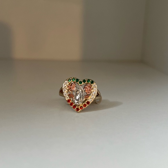 Heart shaped Ring - Picture 2 of 2